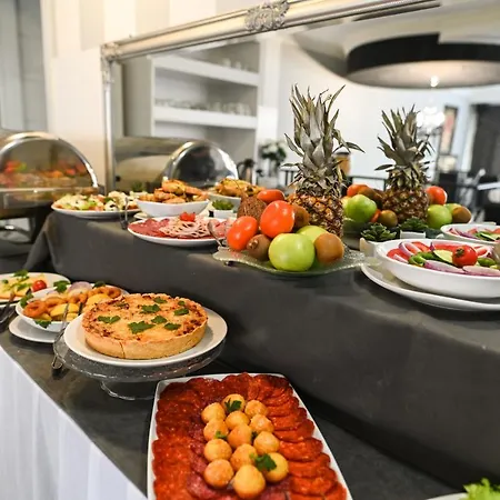Hotel Garni Dash