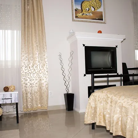 Hotel Garni Dash Novi Sad
